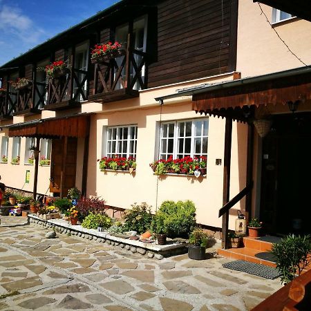 Hotel Penzion Monty Ranch Vysoke Tatry Štôla Exterior foto